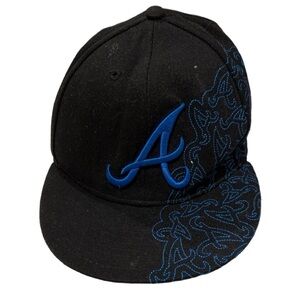 Atlanta Braves‎ New Era Metallic Blue Outline, Size 7.25